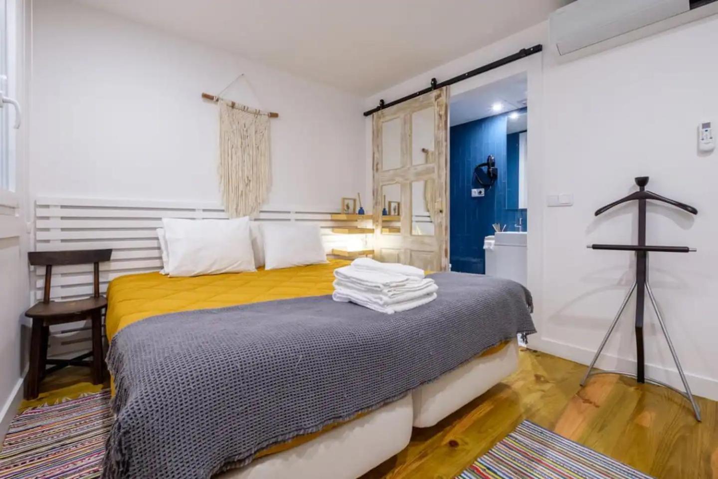 Casa Velhinha - Design, Culture And Comfort In Гимарайнш Экстерьер фото